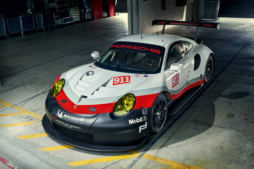 2017 Porsche 911 RSR-04.jpg