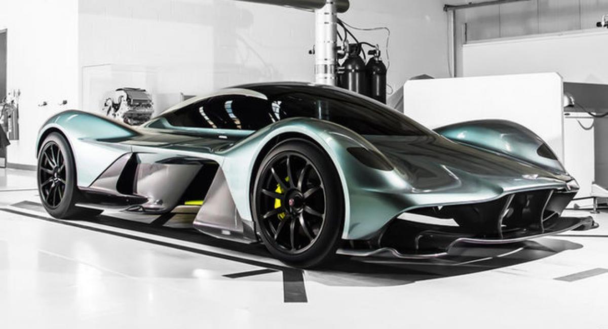 Μια Aston Martin Valkyrie για τον Ντάνιελ Ρικιάρντο!