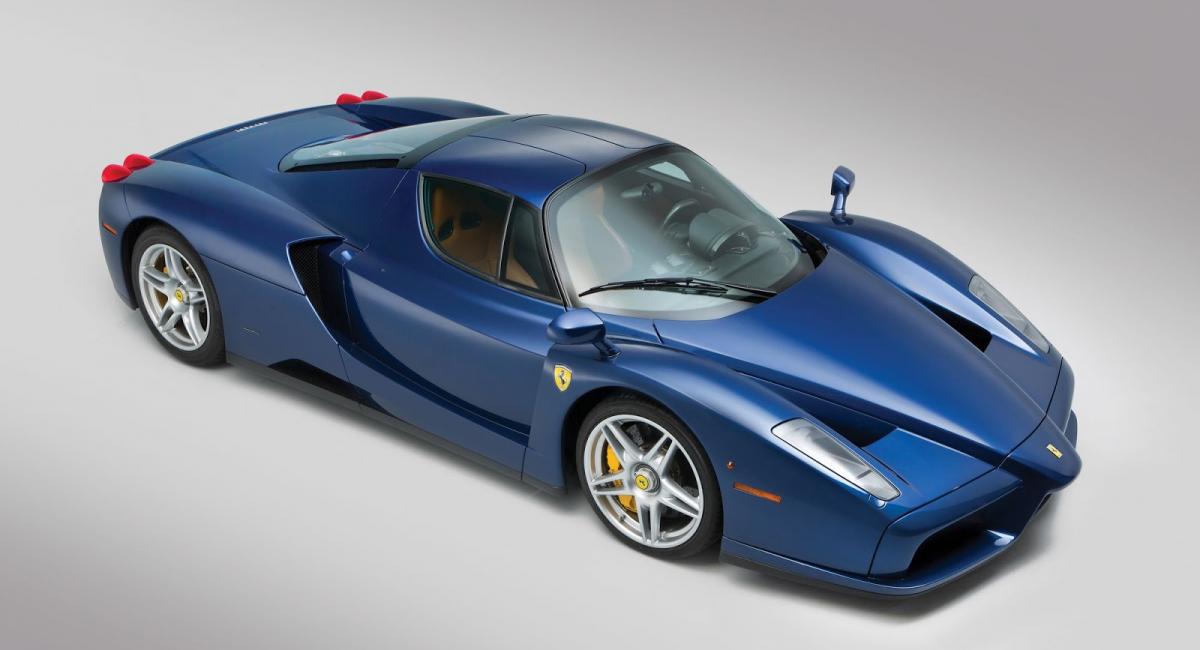 2 εκατ. euro για αυτή τη μοναδική μπλε Ferrari Enzo