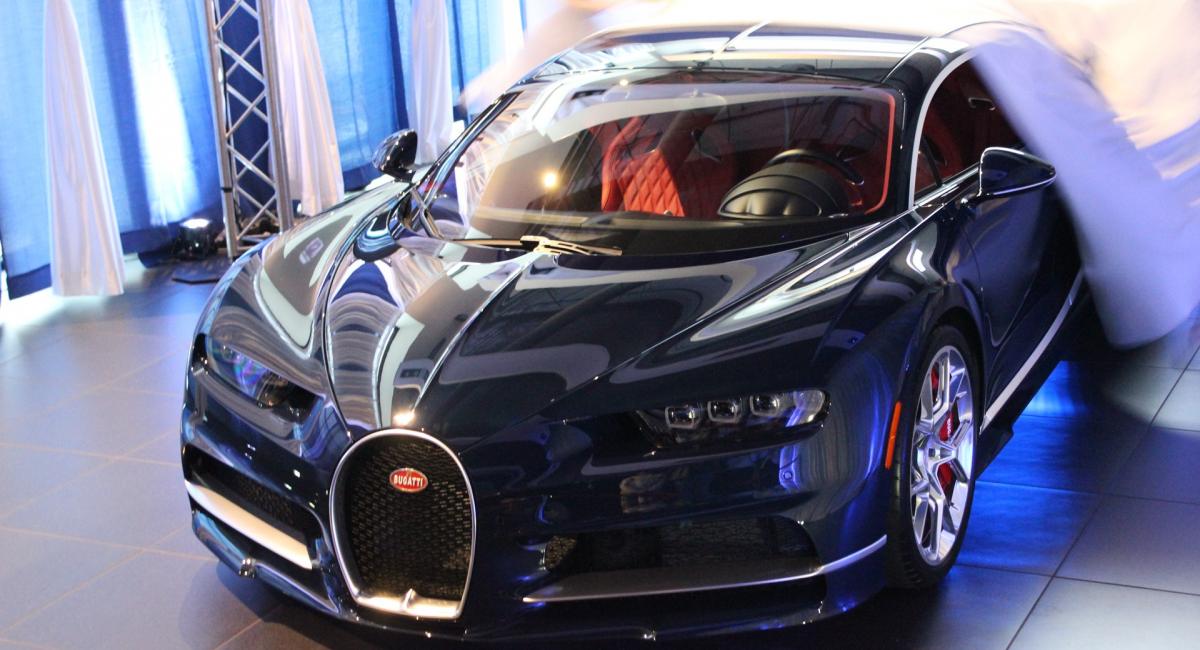 Η Bugatti ετοιμάζει 2+2 “προσιτό” υβριδικό μοντέλο
