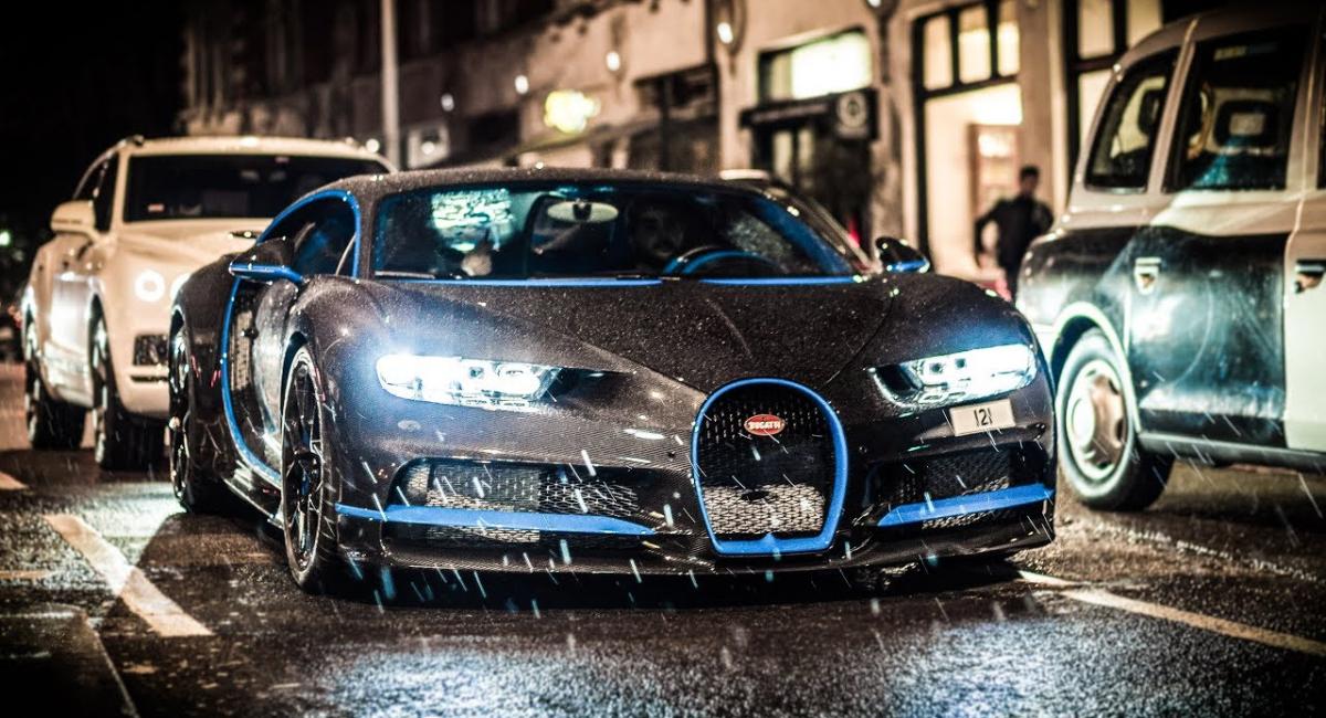 Μια Bugatti Chiron με carbon σώμα στους δρόμους του Λονδίνου [Vid]