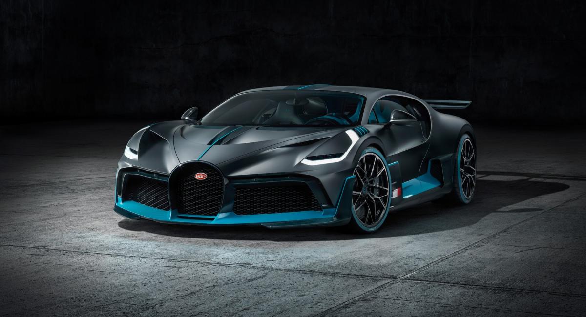 Κάποιος πουλάει το build slot της Bugatti Divo για σχεδόν €8 εκατ