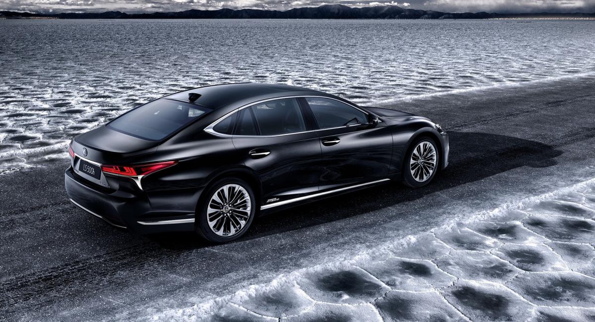 Η "πράσινη" Lexus LS 500h θα παρουσιαστεί στη Γενεύη