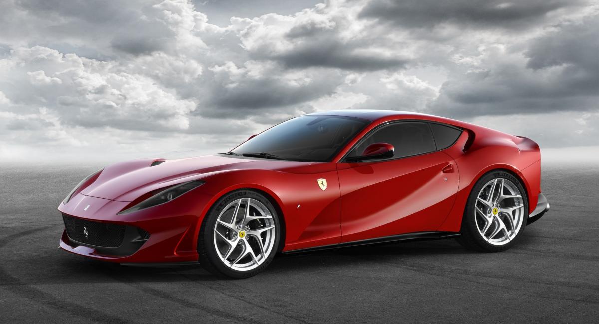 Επίσημο: Ferrari 812 Superfast με 800 άλογα