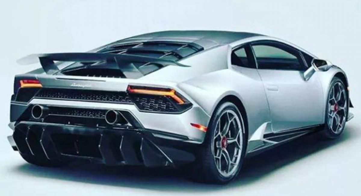 Διέρρευσε η πρώτη φωτογραφία της Lamborghini Huracan Performante