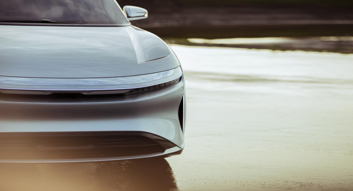 Το εντυπωσιακό Lucid Air ξεκινά από τις $52.500