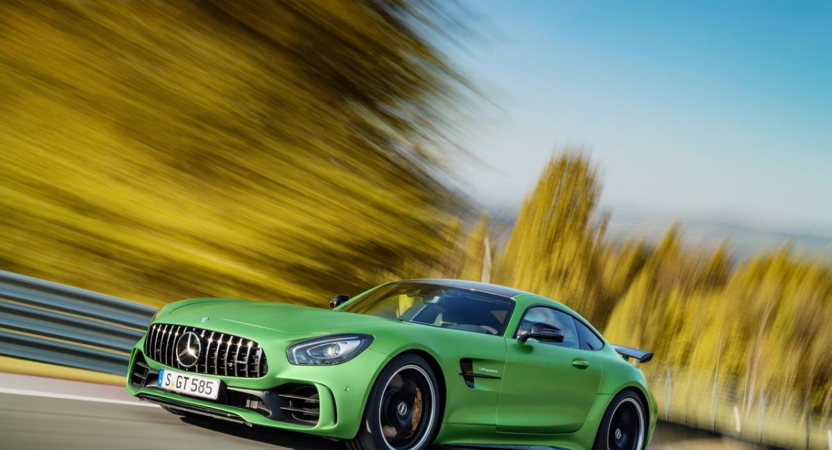 Mercedes-AMG GT R: Αποκαλύφθηκε το θηρίο