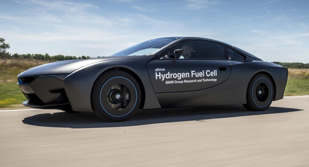 Μοντέλα με υδρογόνο ως καύσιμο από BMW.