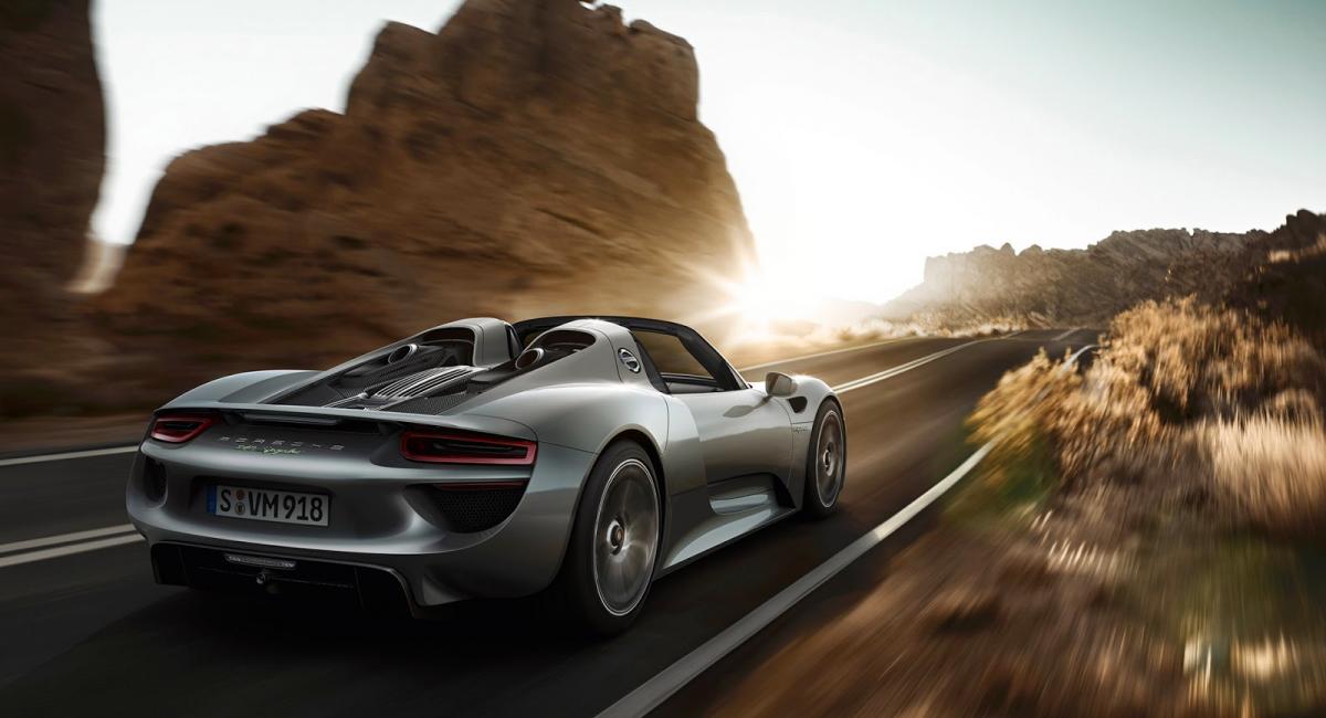 Δίνει ένα... νησί για μια Porsche 918 Spyder!