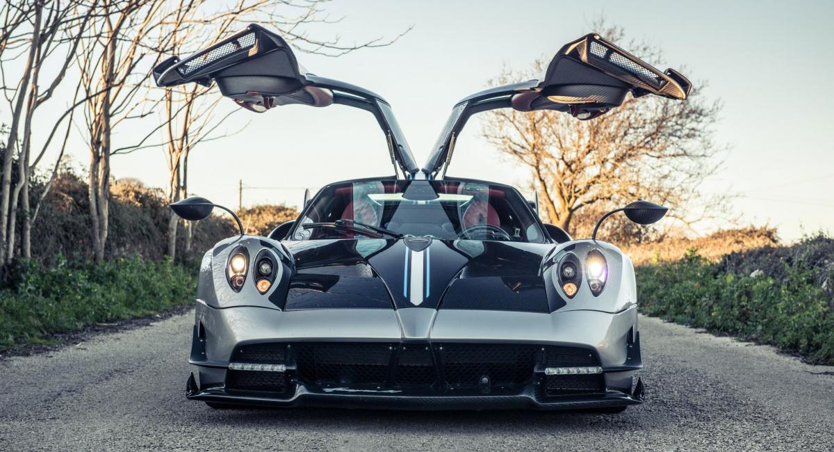 2 πράγματα που ίσως δεν ξέρετε για τη Pagani Huayra