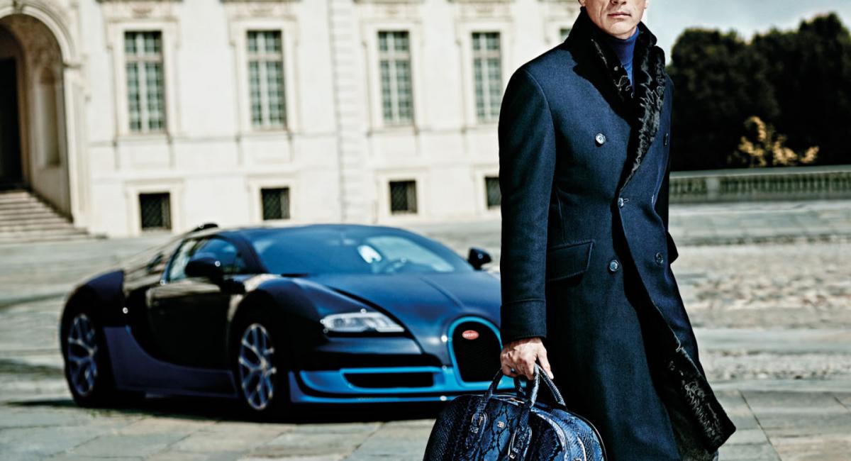 Αξεσουάρ και ειδή ένδυσης από τη Bugatti σε συνεργασία με τον Giorgio Armani.