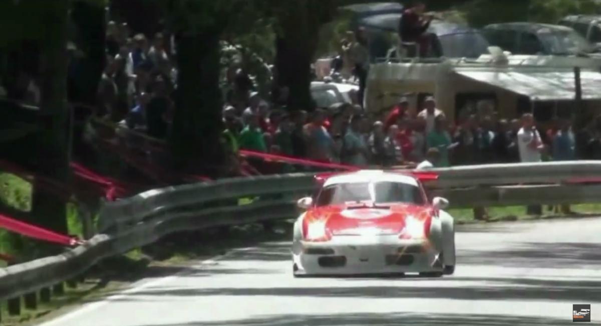 Porsche 911 (993) GT2 700 ίππων αναστατώνει τα βουνά [Vid]
