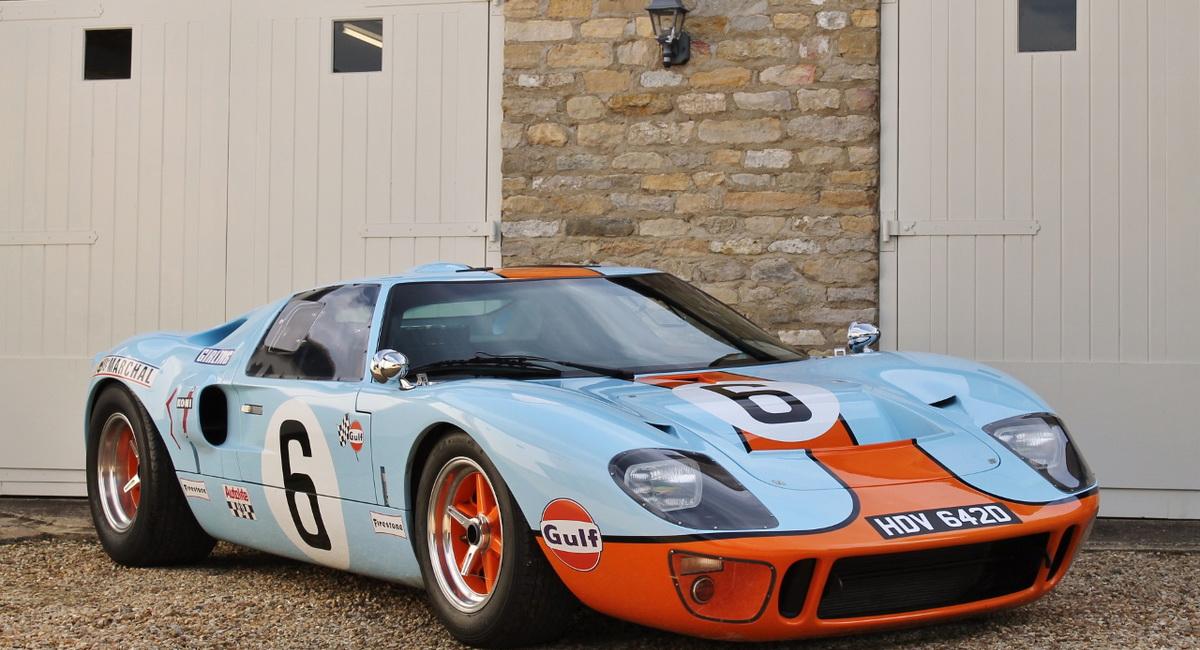 Στο σφυρί μια Superformance Ford GT40