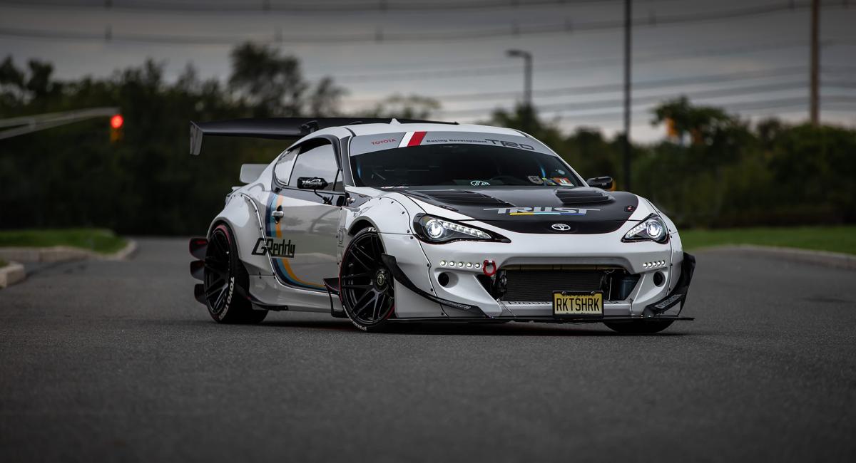 Βελτιωμένο Toyota GT86 της Rocket Bunny