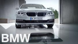 Δείτε πώς φορτίζει ασύρματα η BMW 530e iPerformance [Vid]