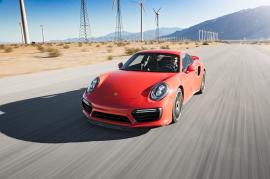 Καλύτερη και από τους αριθμούς η νέα Porsche 911 Turbo S
