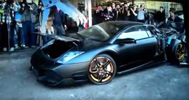 Προσοχή Σκληρές Εικόνες: Lamborghini Murcielago καταστρέφεται για παραδειγματισμό (Vid)