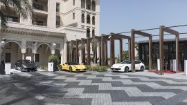 Salotto Ferrari  στο Ντουμπάι