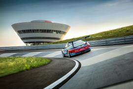 Η πίστα δοκιμών της Porsche είναι η καλύτερη πίστα της γης [Vid]