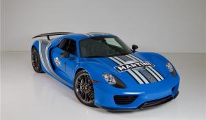 Σε δημοπρασία η μοναδική Porsche 918 Spyder βαμμένη σε “Voodoo Blue” χρώμα