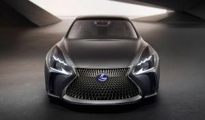 Η Lexus αποφεύγει τον όρο “αυτόνομη οδήγηση”