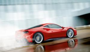 Ferrari 488 GTB : Το ένα βραβείο διαδέχεται το άλλο (vid)