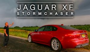 Κυνηγητό ανεμοστρόβιλων με Jaguar XF AWD