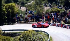 Η στιγμή που Ferrari καρφώνεται στις μπαριέρες, στην Ανάβαση Ριτσώνας! [Vid]