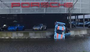Porsche 911 GT3 RS κάνει «βουτιά»