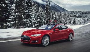 Tesla Model S P100D: Με καταιγιστικές επιδόσεις
