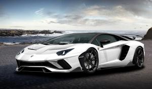 H Lamborghini ετοιμάζει μερικές εκπλήξεις για την Aventador